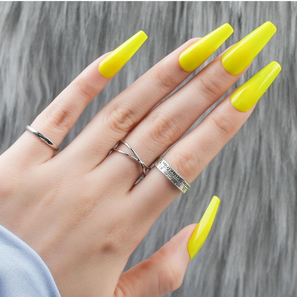 BUNDLE ANY 3 FOR $25 NEON YELLOW color - Press on Gel Nails- New Set 💅